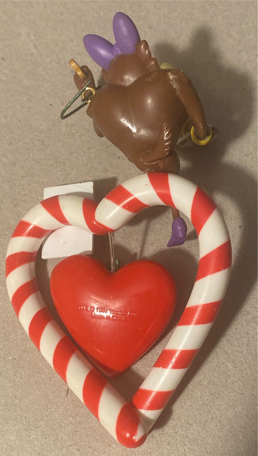 Looney Tunes She-Devil To My Sweetheart Taz - Tasmanian She-Devil - Looney Tunes (Looney Tunes) ornament collectible - Main Image 2