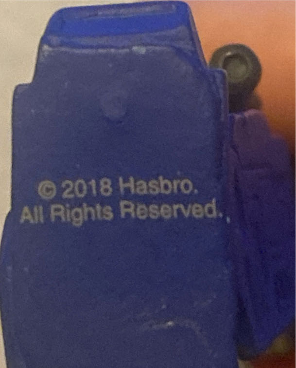 Transformers Optimus Prime Ornament - Optimus Prime (Transformers) ornament collectible - Main Image 4