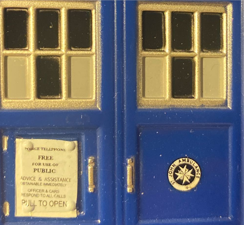 Dr Who Tardis Police Box - Tardis (Dr Who) ornament collectible - Main Image 4
