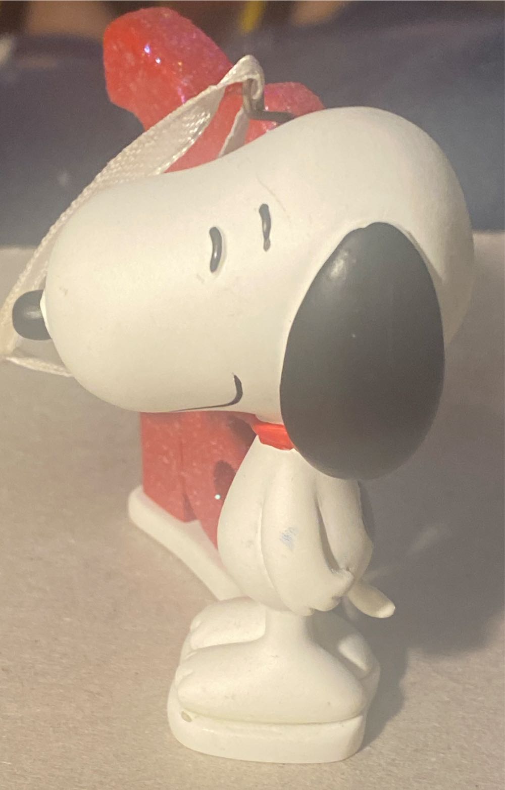 Hallmark Redbox Peanuts Snoopy 2016 - Snoopy (Peanuts) ornament collectible - Main Image 3