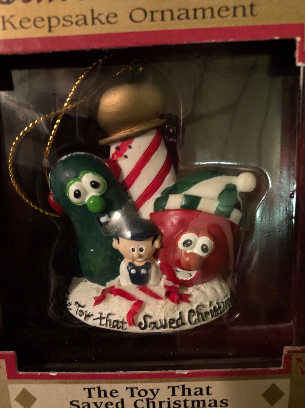 The Toy That Saved Christmas  ornament collectible [Barcode 9780766744943] - Main Image 2
