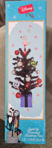 2006 Hallmark Ornament The Sleeping Village