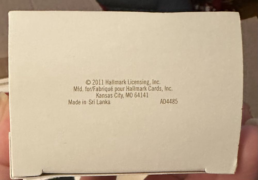 Hallmark Keepsake Ornament Welcome Christmas! Special Edition Repaint  ornament collectible - Main Image 3