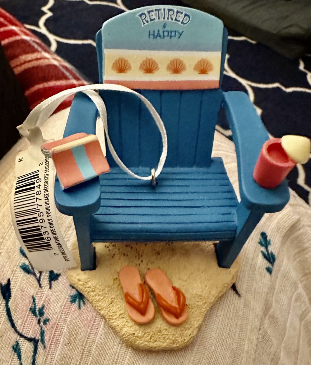 Retired & Happy Beach Chair Hallmark New Tree  ornament collectible [Barcode 763795778492] - Main Image 3