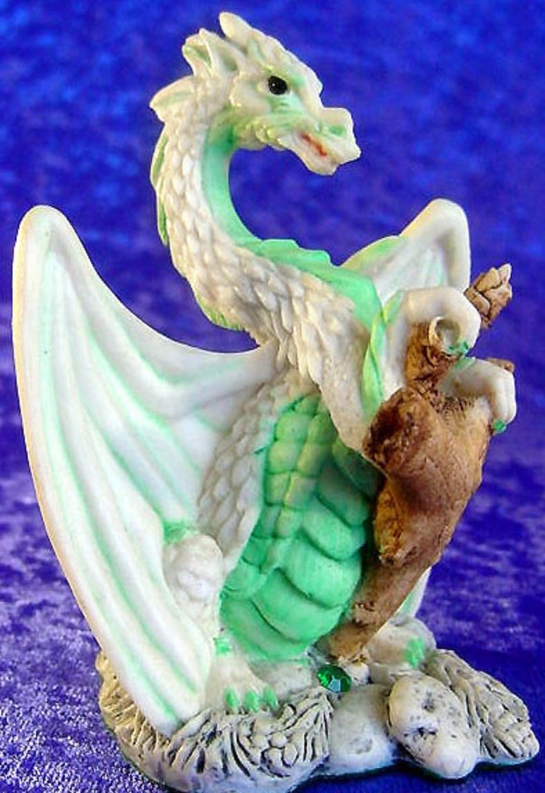 EN2076 Treeflame - Spirit of the Crystals ornament collectible - Main Image 1
