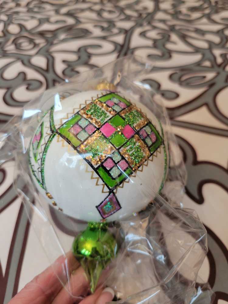 Painted Beauties Green Danylko  (Painted Beauties) ornament collectible - Main Image 2