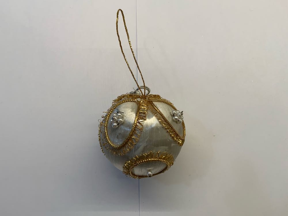 Mouse And Gingerbread House