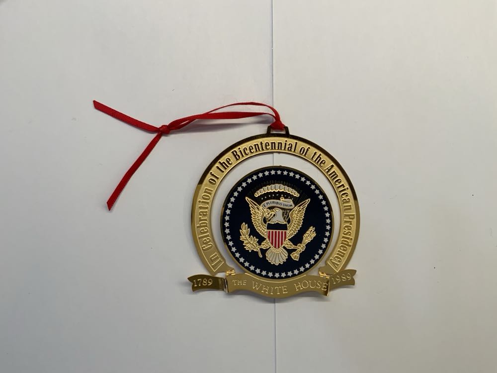 Sanrio Hello Kitty Christmas Tree Hallmark Skating Blue