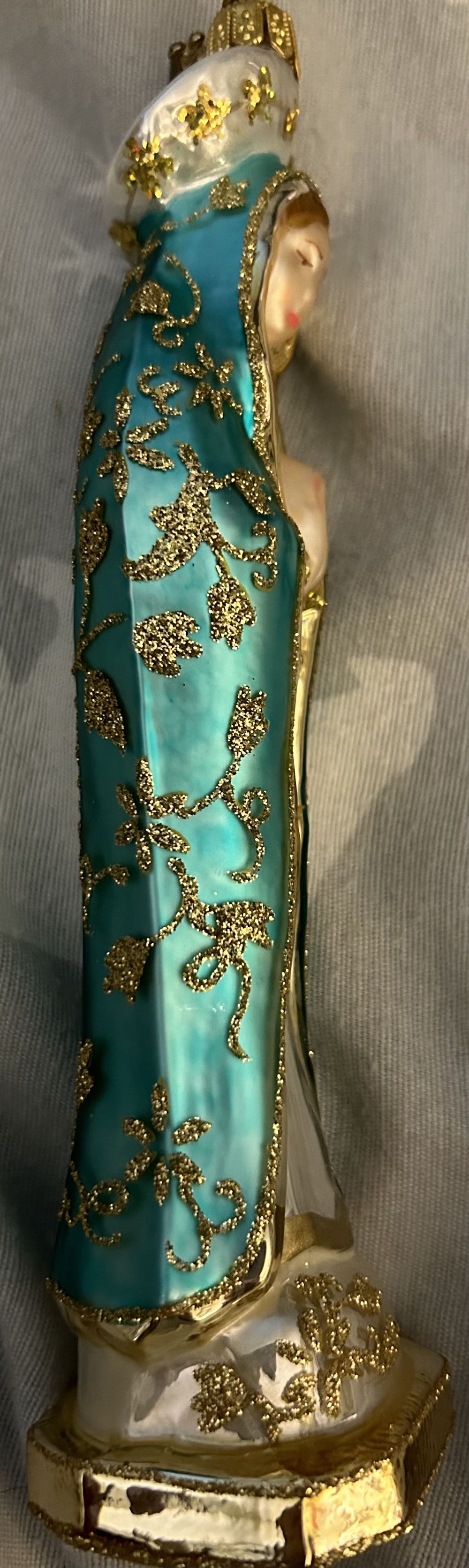 Hallmark Heritage Blown Glass Madonna Ornament Made ... - Heritage Collection ornament collectible [Barcode 763795114375] - Main Image 2