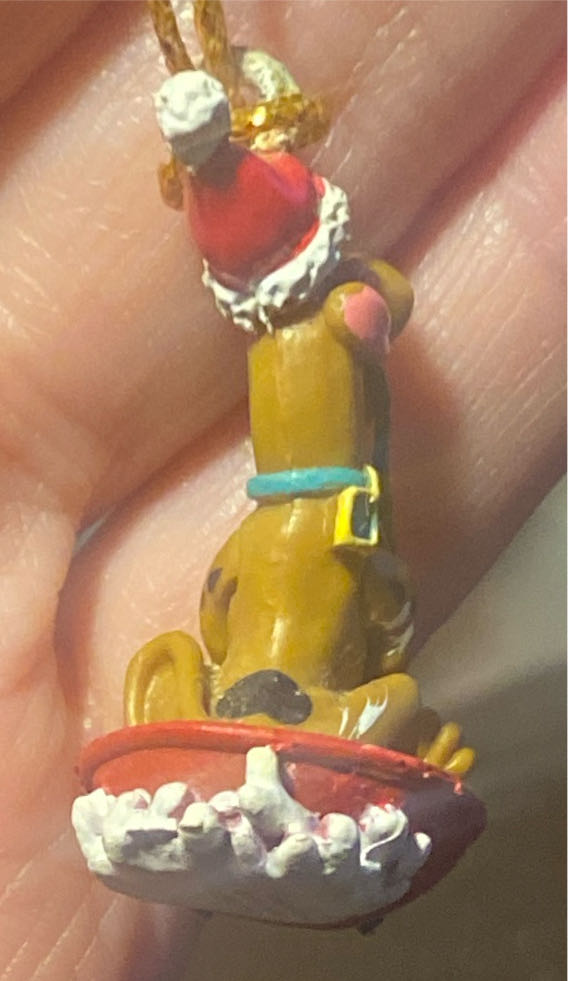 Scooby Doo On Sled Miniature Ornament - Scooby Doo (Scooby Doo) ornament collectible - Main Image 3