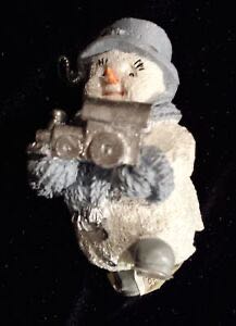 Encore Snow Buddies Flurry With Train Engine 94276 Enesco New #94276 529 W Box  ornament collectible [Barcode 785275942766] - Main Image 1