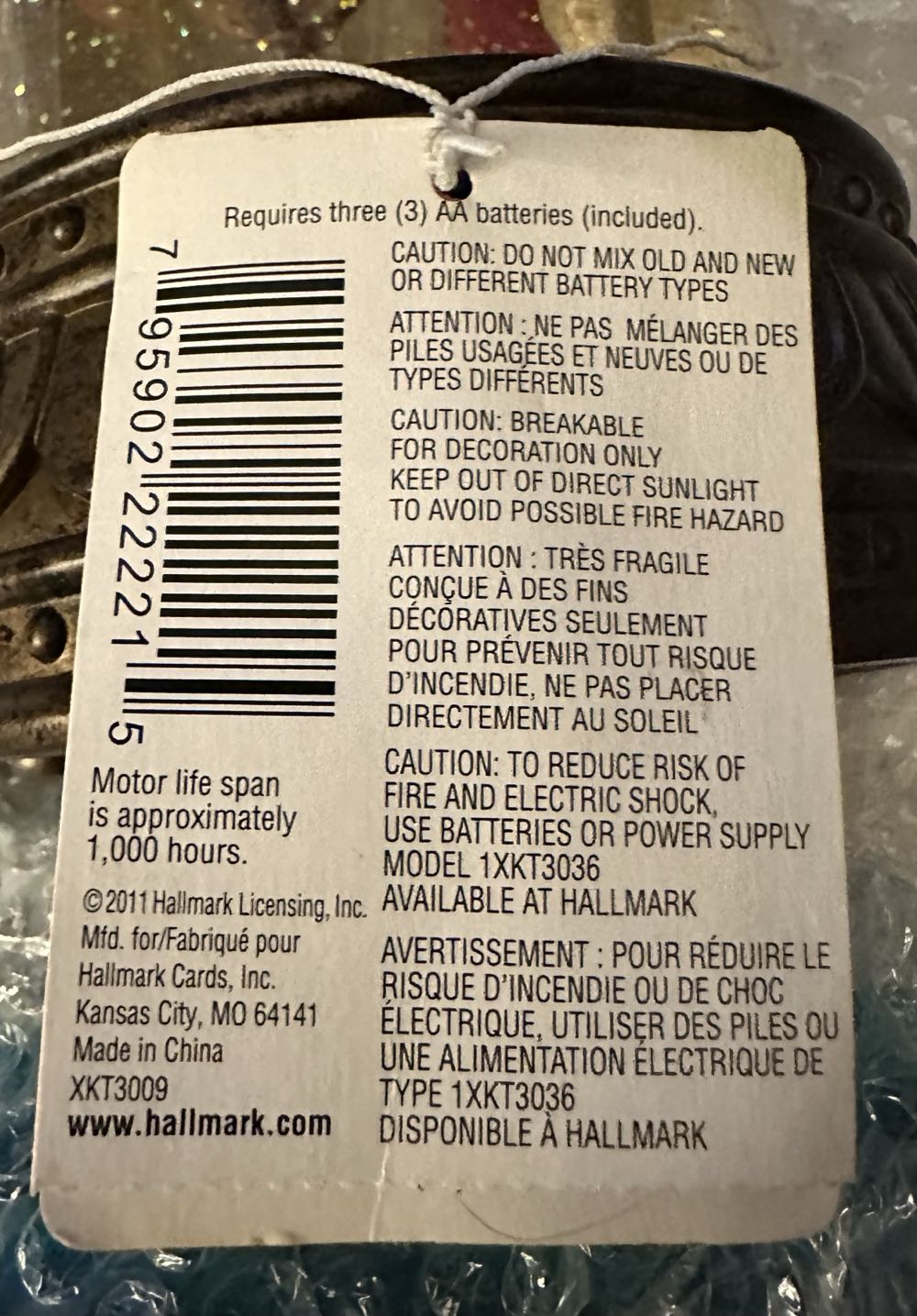 Hallmark Mapping His Way Snow Water Globe With Tag  ornament collectible [Barcode 795902222215] - Main Image 3