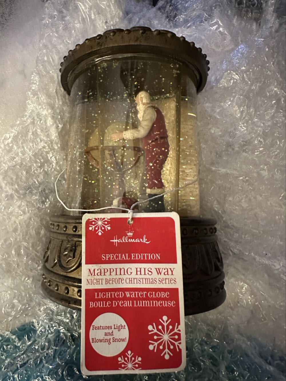 Hallmark Mapping His Way Snow Water Globe With Tag  ornament collectible [Barcode 795902222215] - Main Image 4