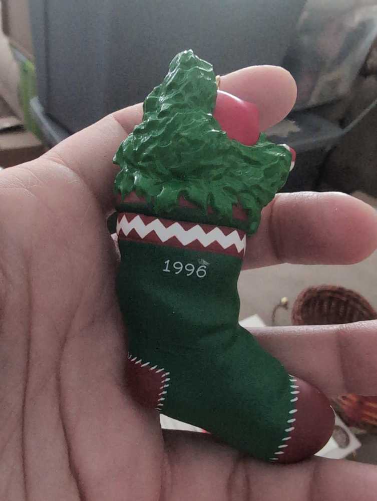 Filled With Memories  ornament collectible - Main Image 2