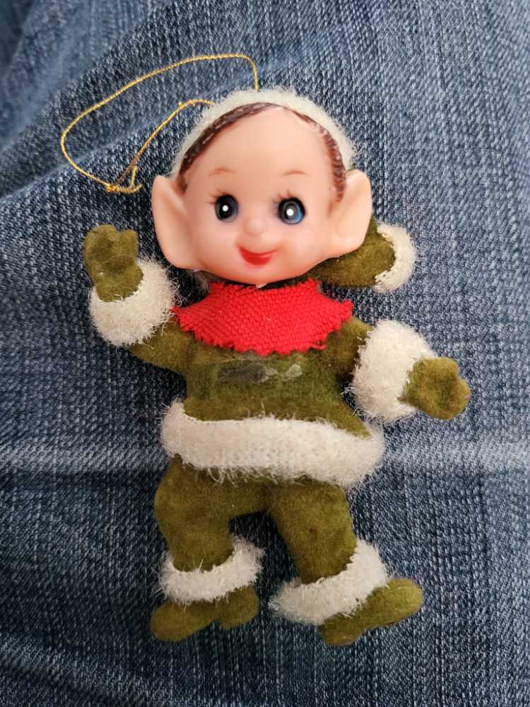 Mikolaj Wreczajacy Prezent