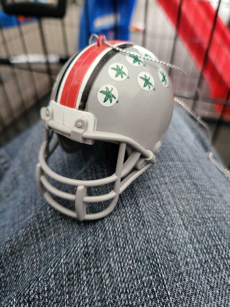 Father Christmas: 18: Caucasian