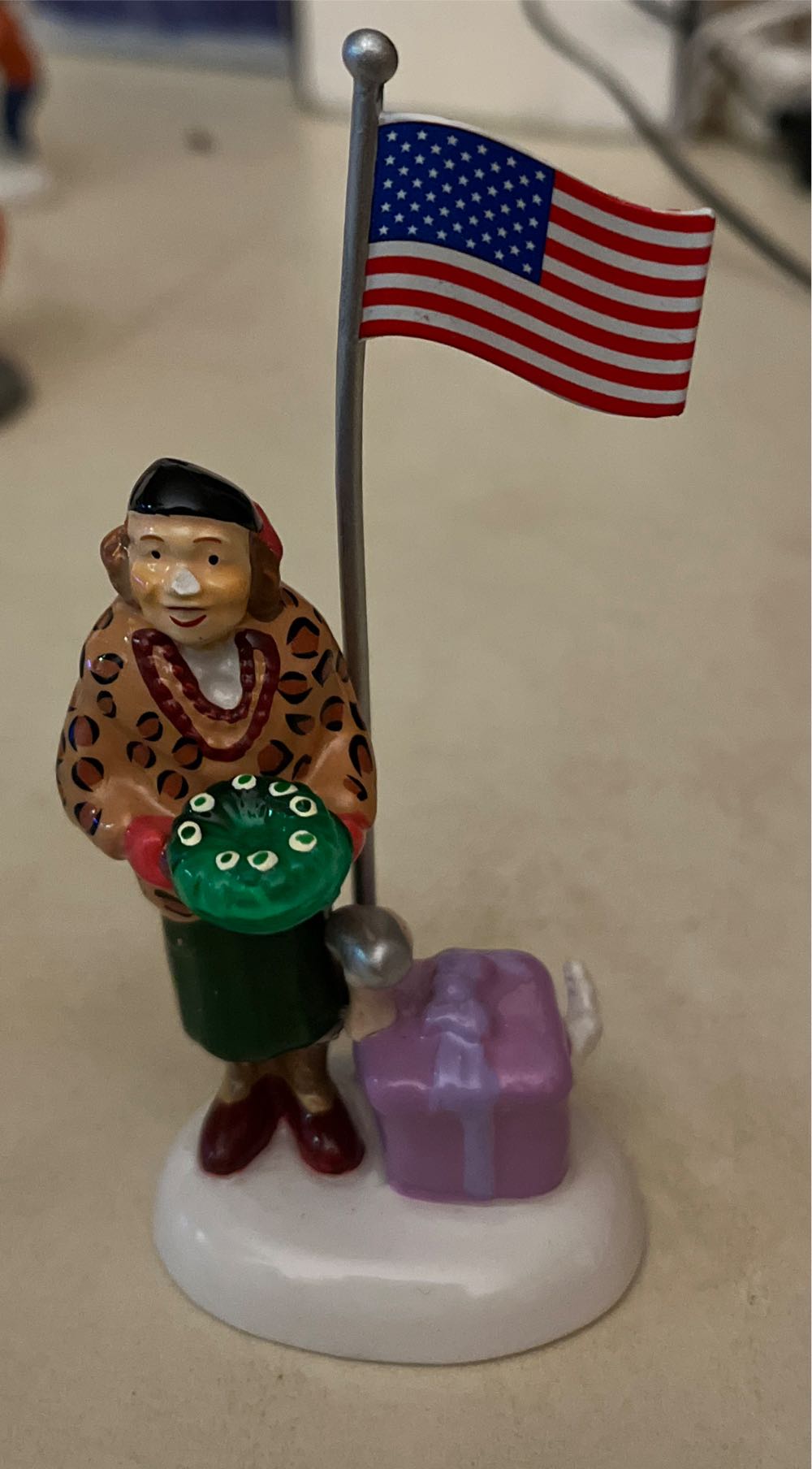 Dept 56 - National Lampoons Christmas Vacation - Aunt Bethany (National Lampoon’s Christmas Vacation) ornament collectible - Main Image 1