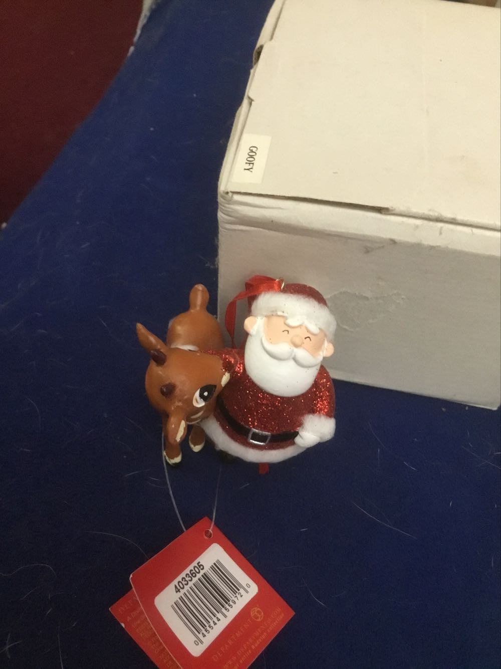 Captain James T. Kirk Seated in Captain’s Chair Christmas Ornament - Star T