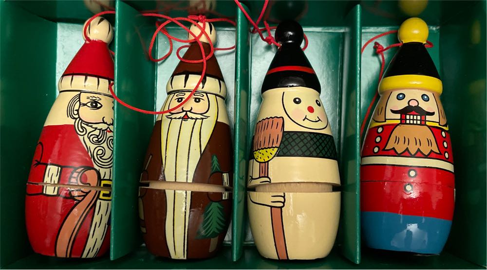 Gift Bearers: 04: Gift Bearers