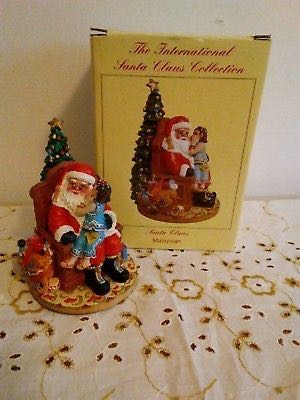 Merry Christmas Peanuts Whitman’s Sampler Tin