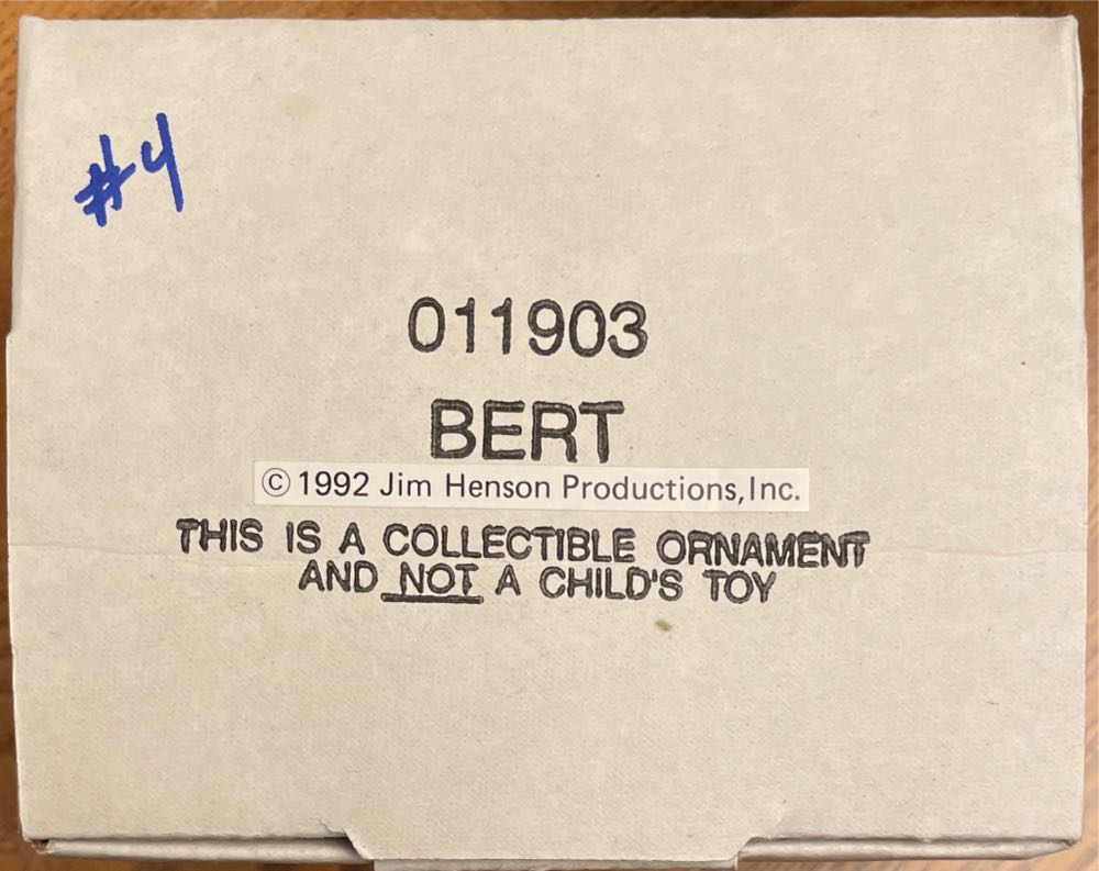 Sesame Street Christmas - Bert - Sesame Street (Muppets) ornament collectible - Main Image 3