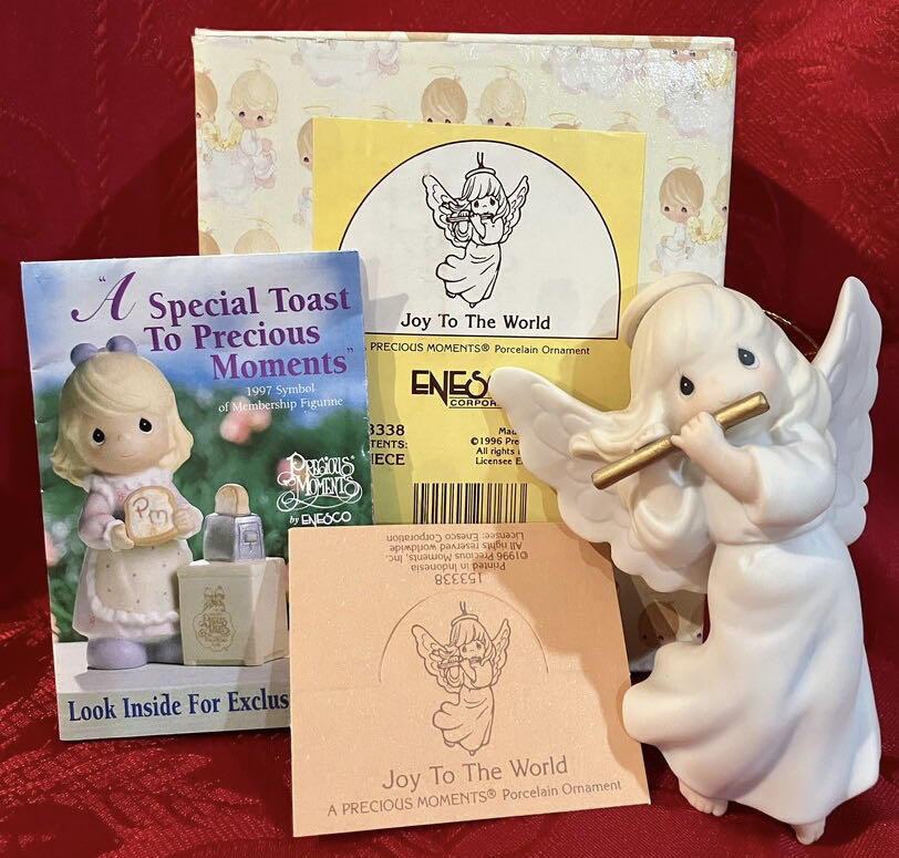 Joy To The World - Precious Moments ornament collectible - Main Image 3
