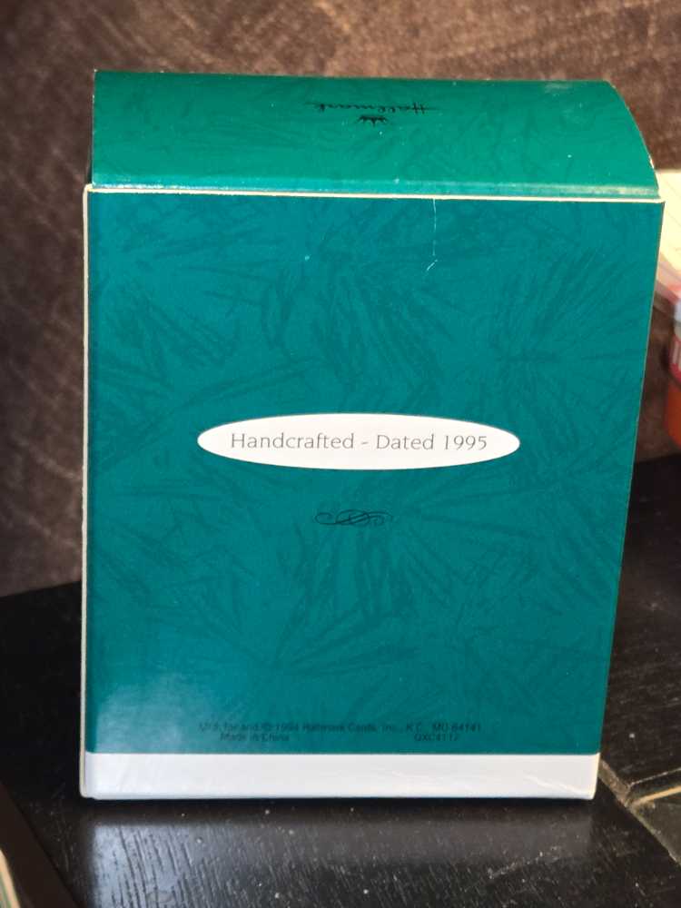 Collecting Memories  (Beaver) ornament collectible - Main Image 2