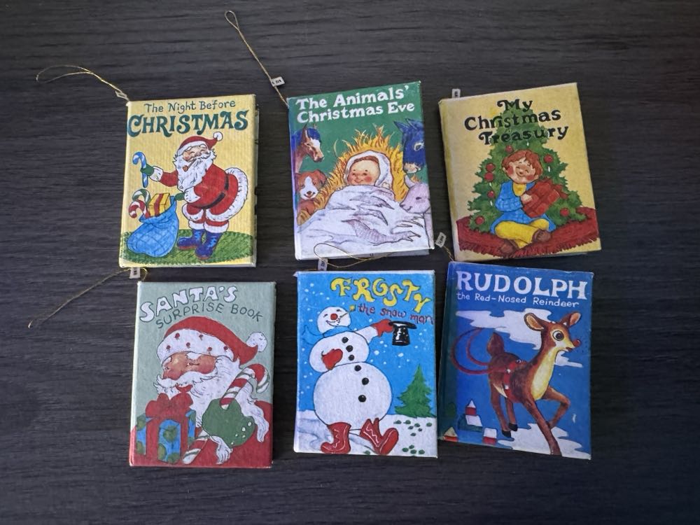 Nostalgic Houses and Shops: 14: Cafe