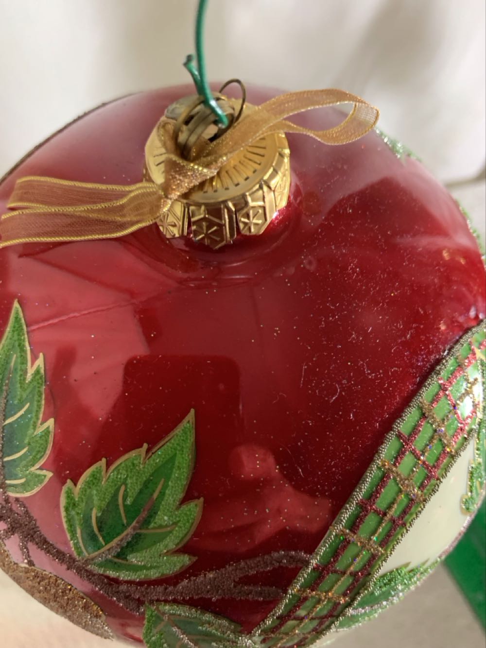 Sugar Plums & Ribbons  (Christmas Tree Ornament) ornament collectible - Main Image 3