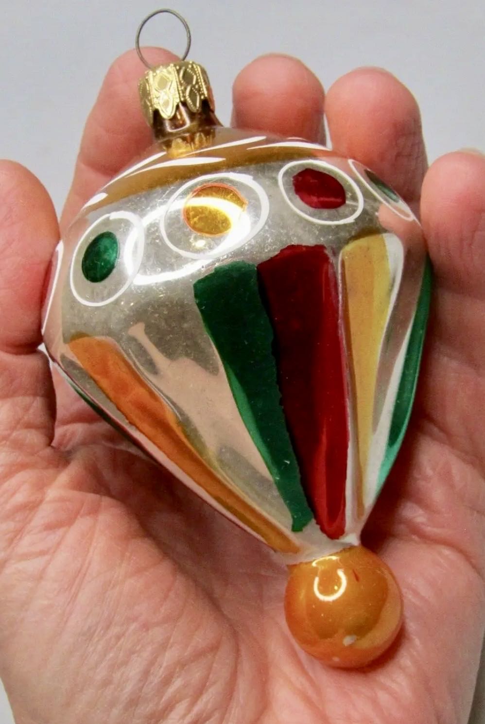 Peanuts Charlie Brown & Snoopy On Sled