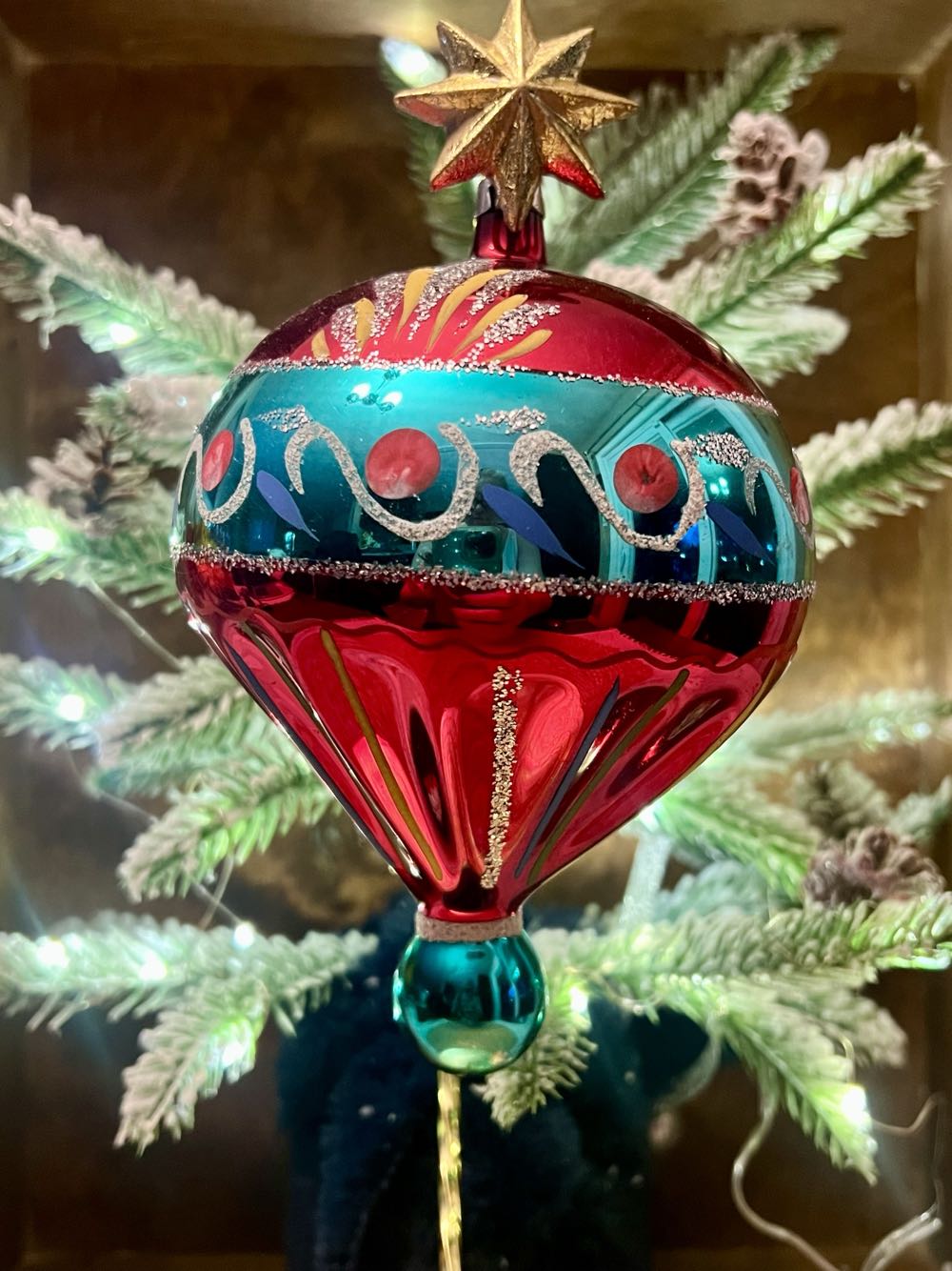 Air Ballon (Red & Green), Jumbo  ornament collectible - Main Image 2