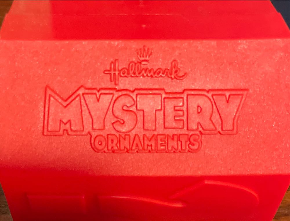 Hallmark Snoopy Mystery Ornament - Astronaut - Peanuts (Peanuts) ornament collectible - Main Image 3