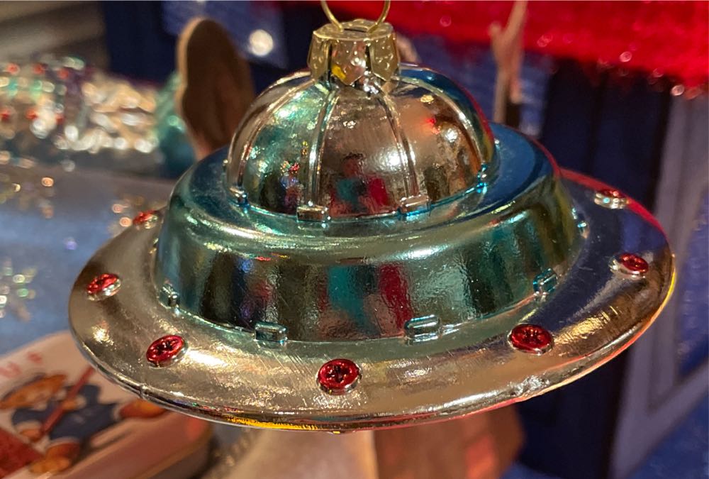 Alien Spaceship Blow Mold Ornament - Aliens (Space) ornament collectible - Main Image 2