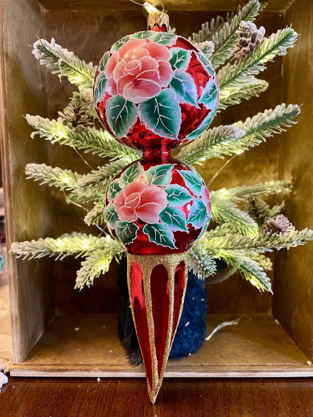 Inverted Tree Spike (Red-2 Red Reflectors)  ornament collectible - Main Image 2