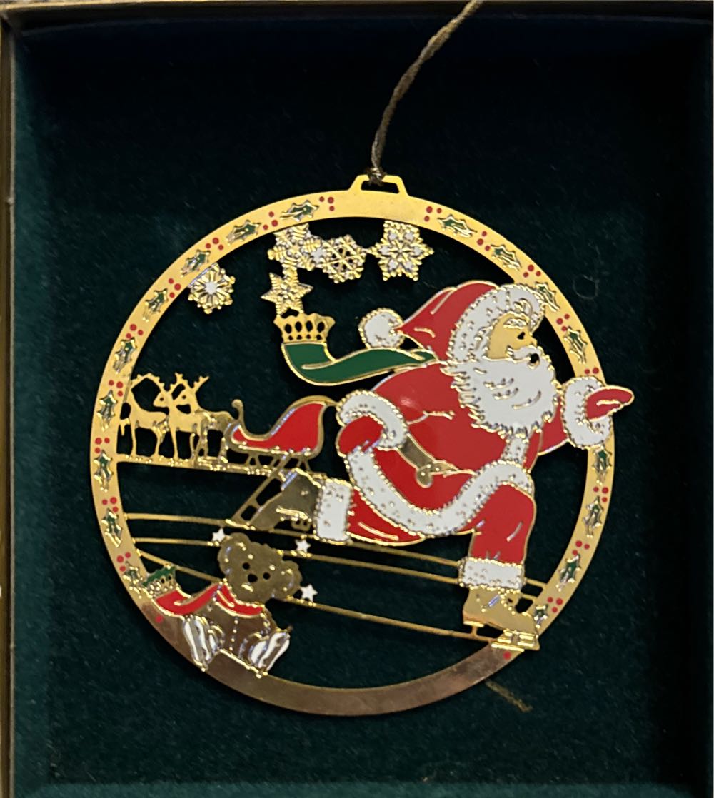 Retro Snowman Head With Tree