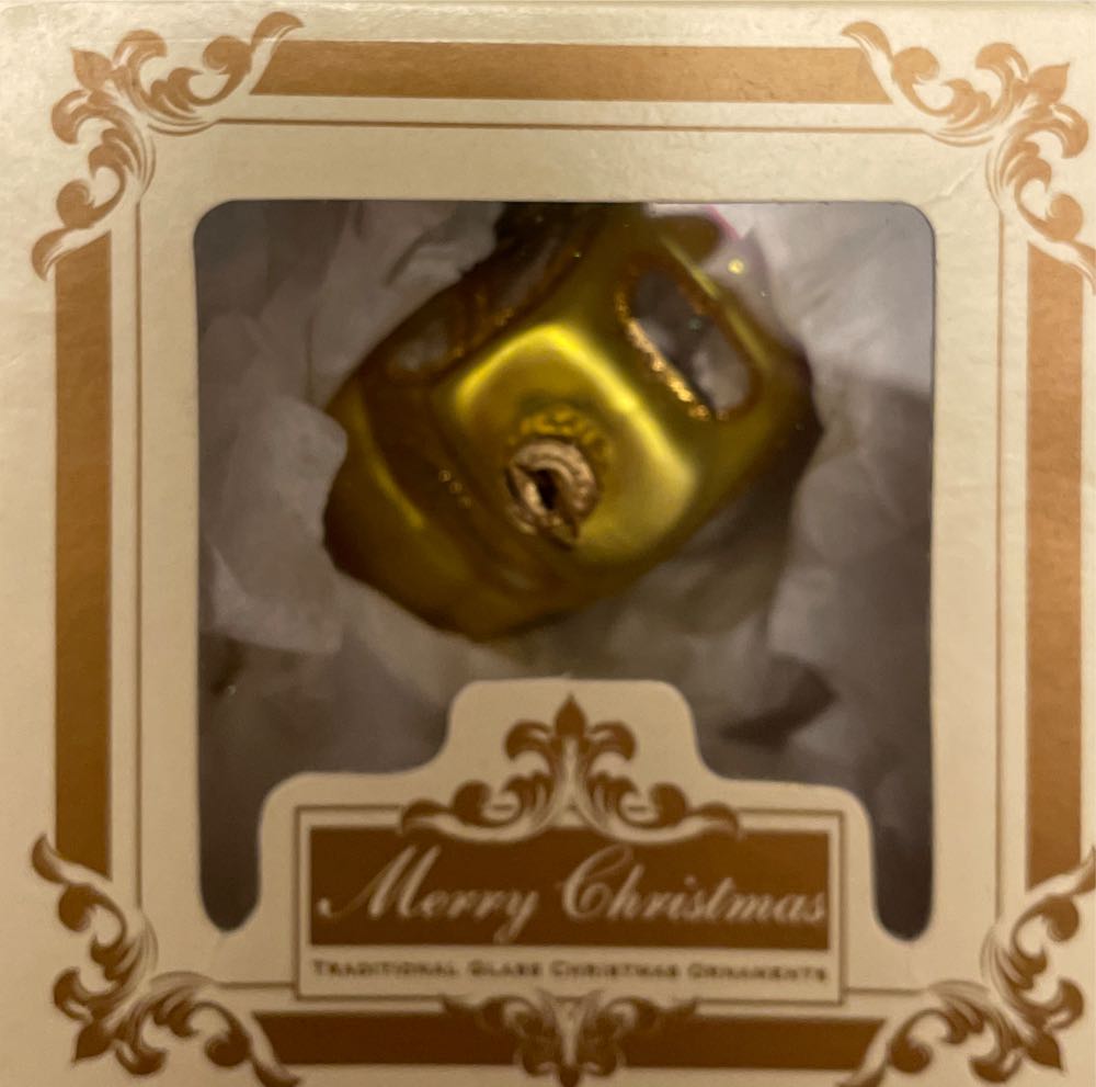 Volkswagen Beetle Blown Glass - Cars (Transportation) ornament collectible - Main Image 2