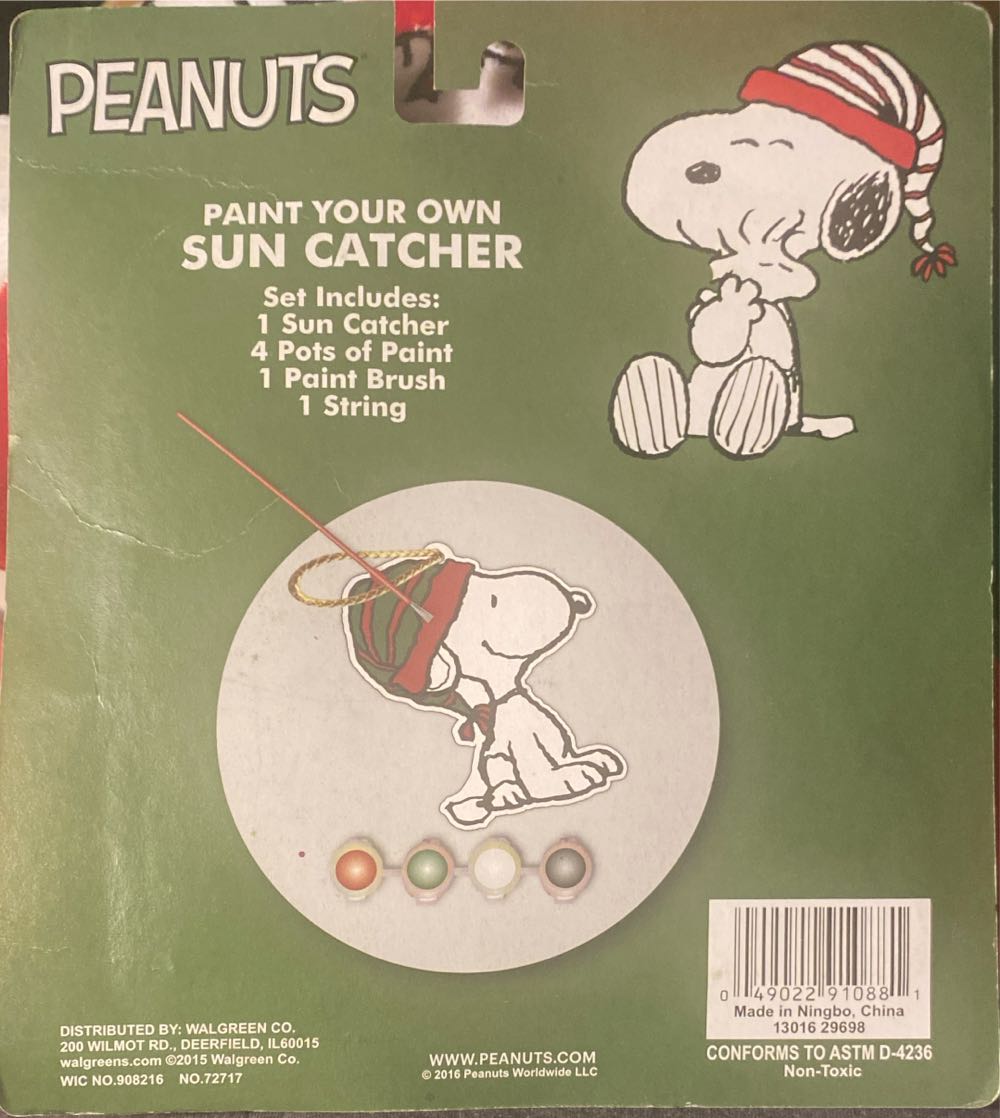 Paint Your Own Christmas Sun Catcher Snoopy Peanuts Woodstock - Snoopy (Peanuts) ornament collectible [Barcode 049022910881] - Main Image 2