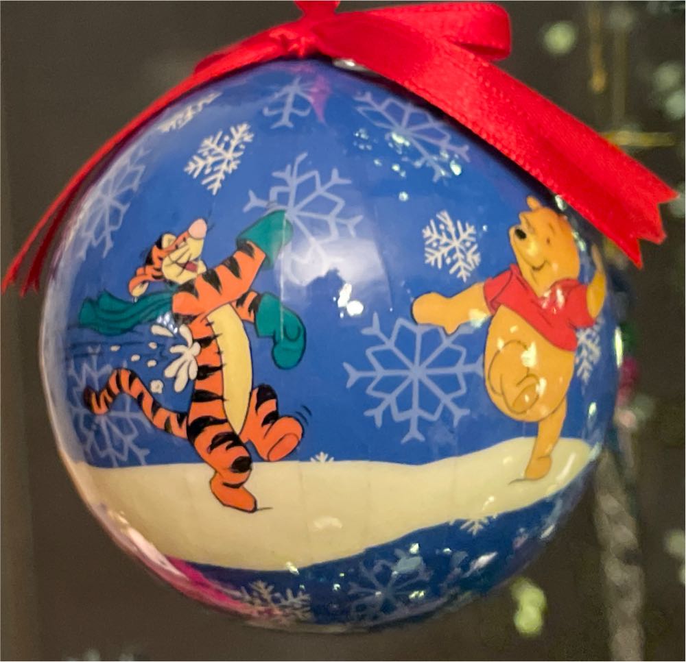 KOC: Christmas Windows: 07: Chocolate Shop