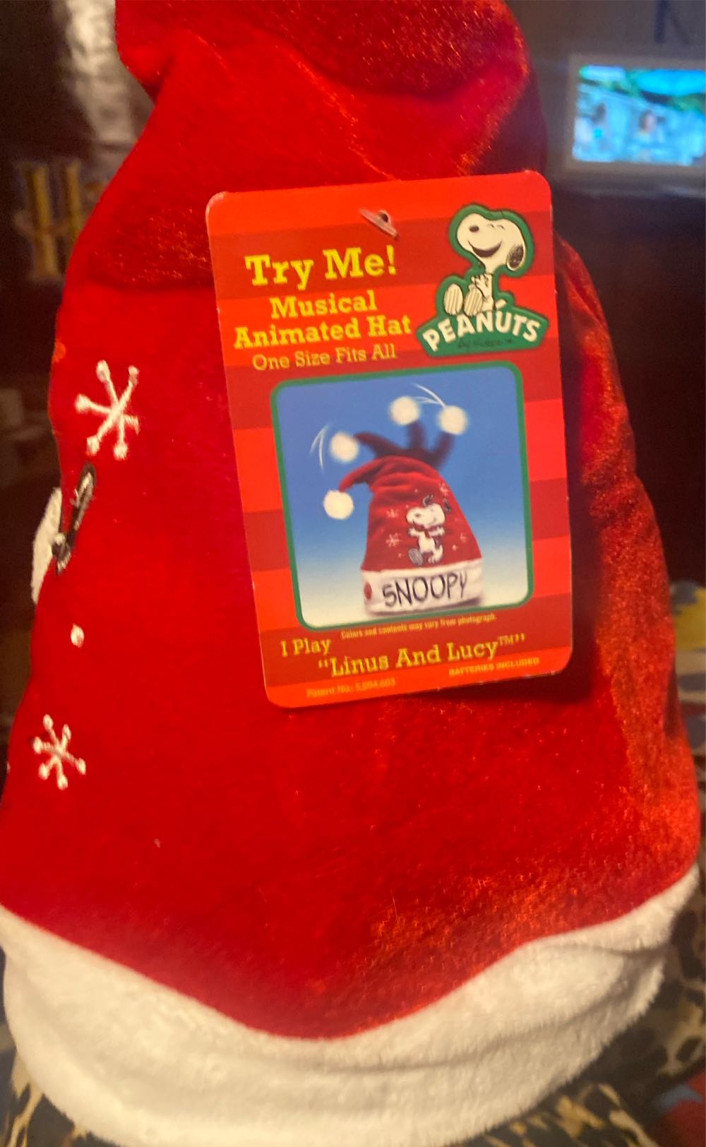 Dan Dee Peanuts Snoopy Musical Animated Hat - Snoopy (Peanuts) ornament collectible [Barcode 047475640638] - Main Image 2
