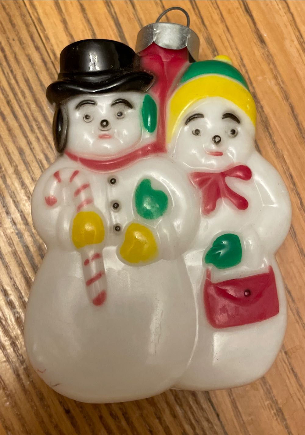 Plastic Snowcouple  ornament collectible - Main Image 1