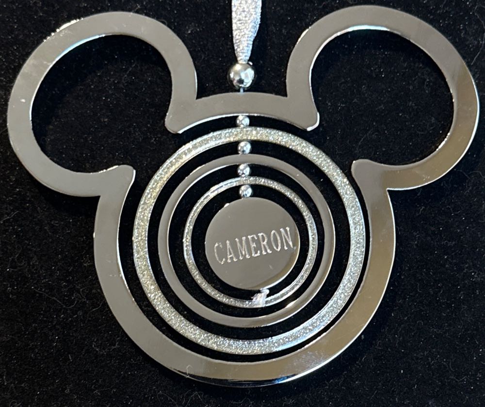 Mickey Head 2010 Cameron  (Disney) ornament collectible - Main Image 2