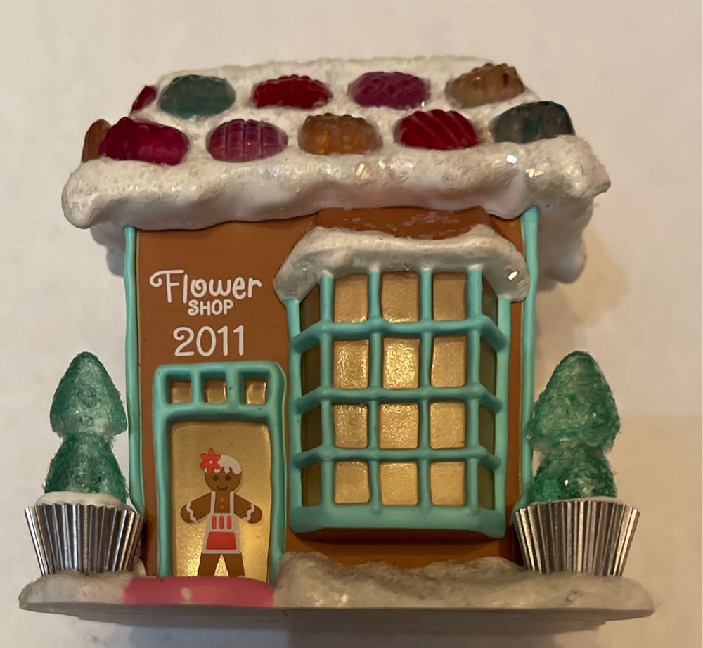 Noelville Flower Shop #6  (Candy, House) ornament collectible - Main Image 4
