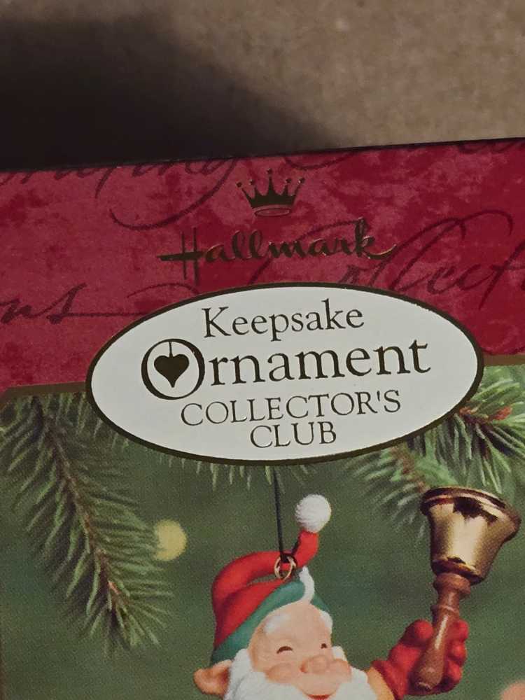 Bell-Bearing Elf KOCC - KOC  Club Exclusive (Elf) ornament collectible - Main Image 4