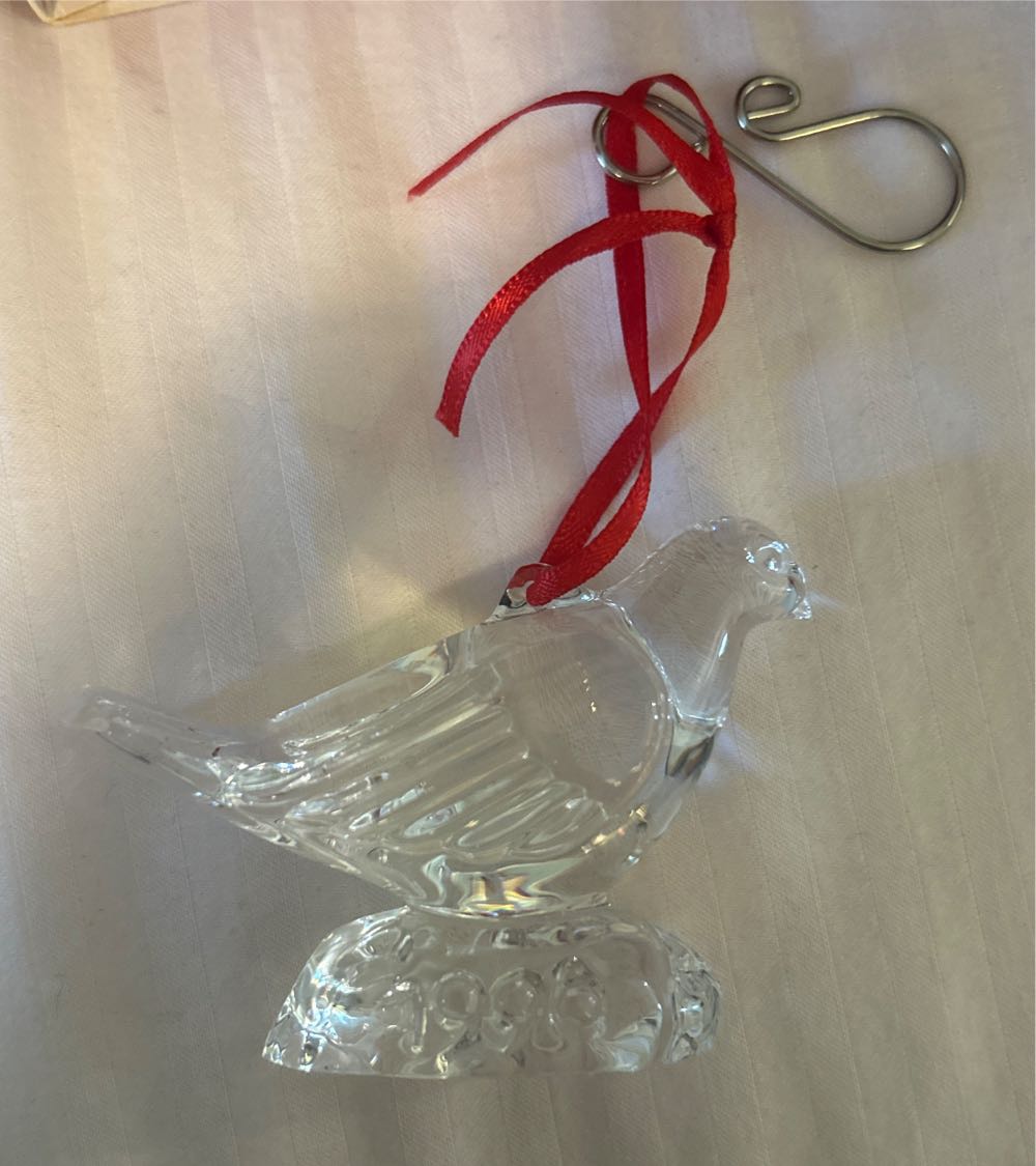 Hallmark Elsa Ornament 