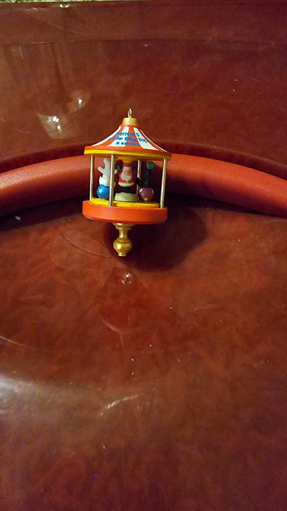 Santa’s Little Big Top - Santa’s Little Big Top Miniatures ornament collectible - Main Image 2