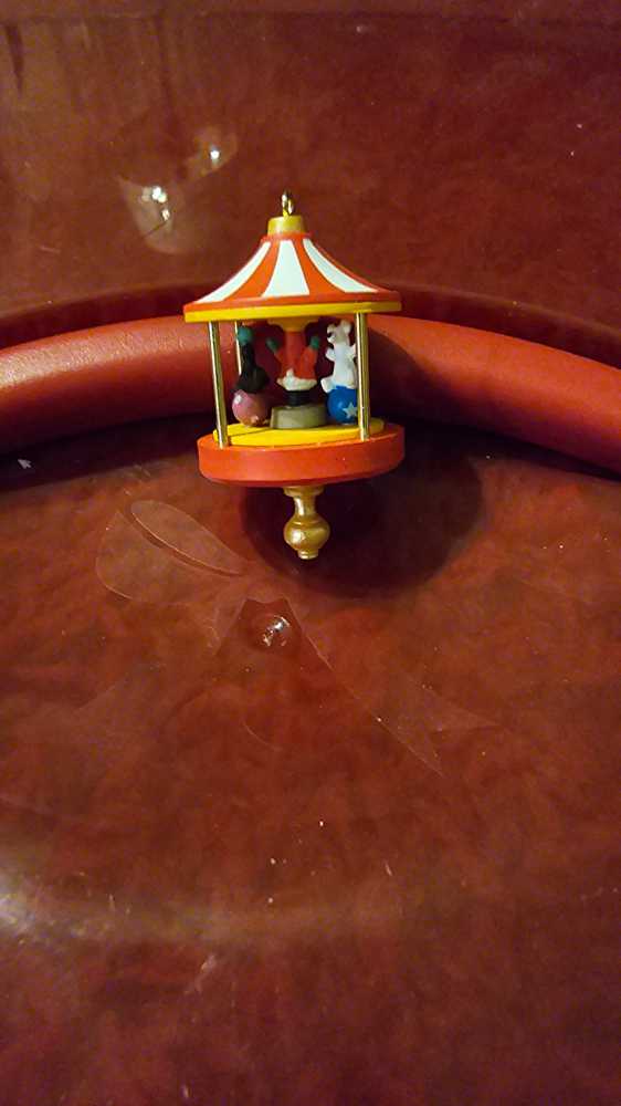 Santa’s Little Big Top - Santa’s Little Big Top Miniatures ornament collectible - Main Image 3