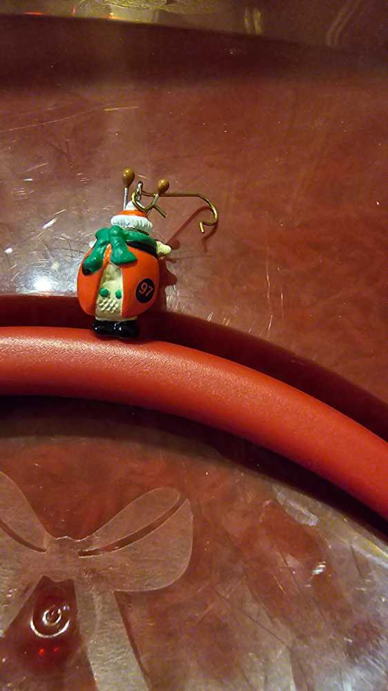 Lady Bug Miniature  ornament collectible - Main Image 2