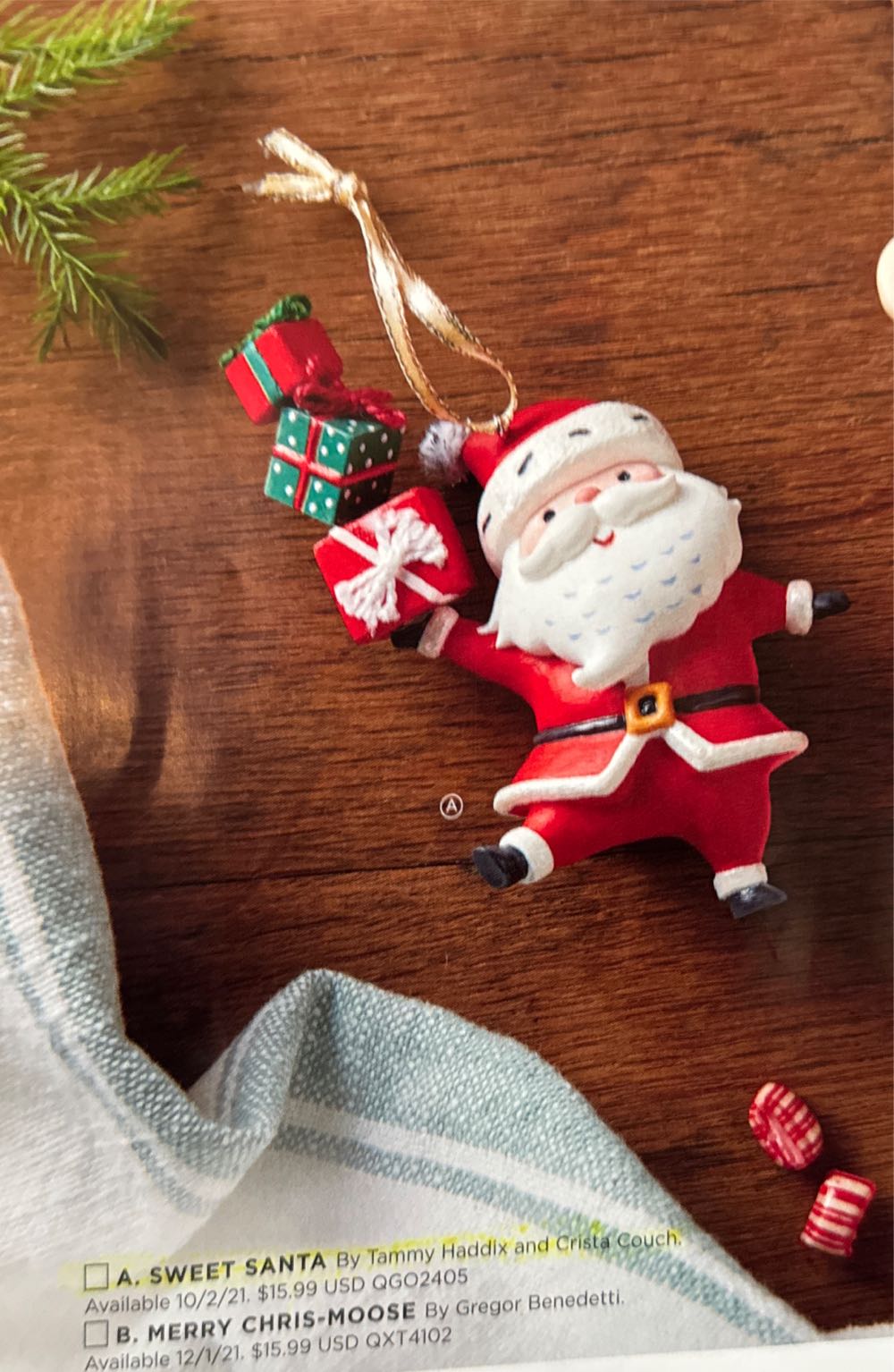 Sweet Santa - Santas ornament collectible - Main Image 1