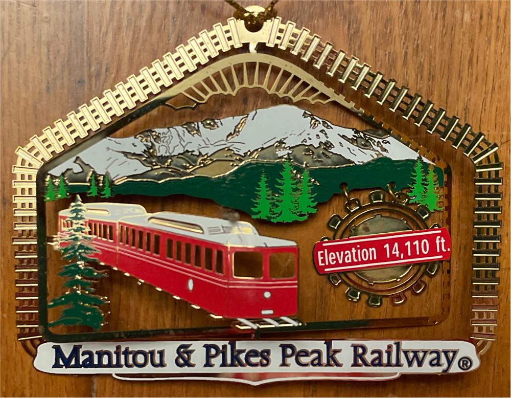 KOC: Christmas Windows: 07: Chocolate Shop