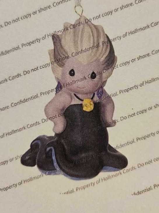 Season’s Treatings: 13: Domed goodies REPAINT